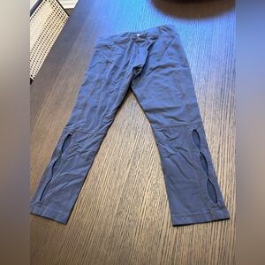 Kira Grace Yoga Gray Cutout Legging Size Small